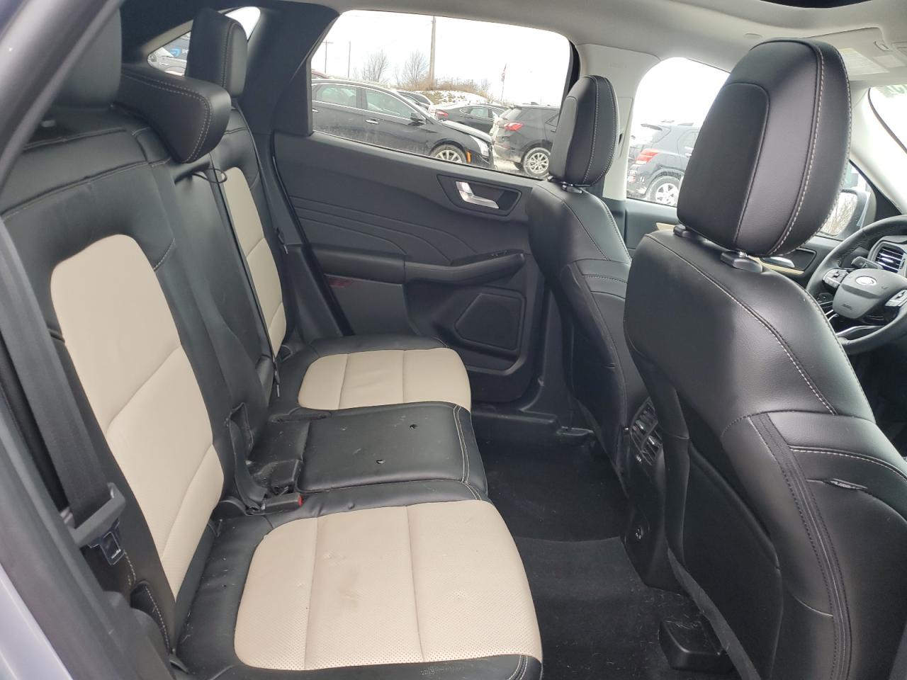 2022 Ford Escape - Image 10