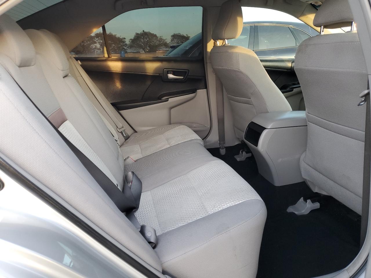 2012 Toyota Camry - Image 10