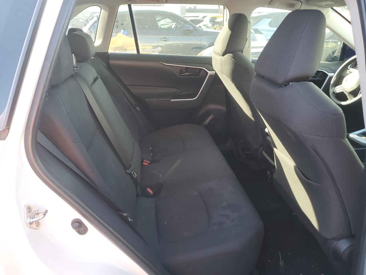 2019 Toyota RAV 4 - Image 11