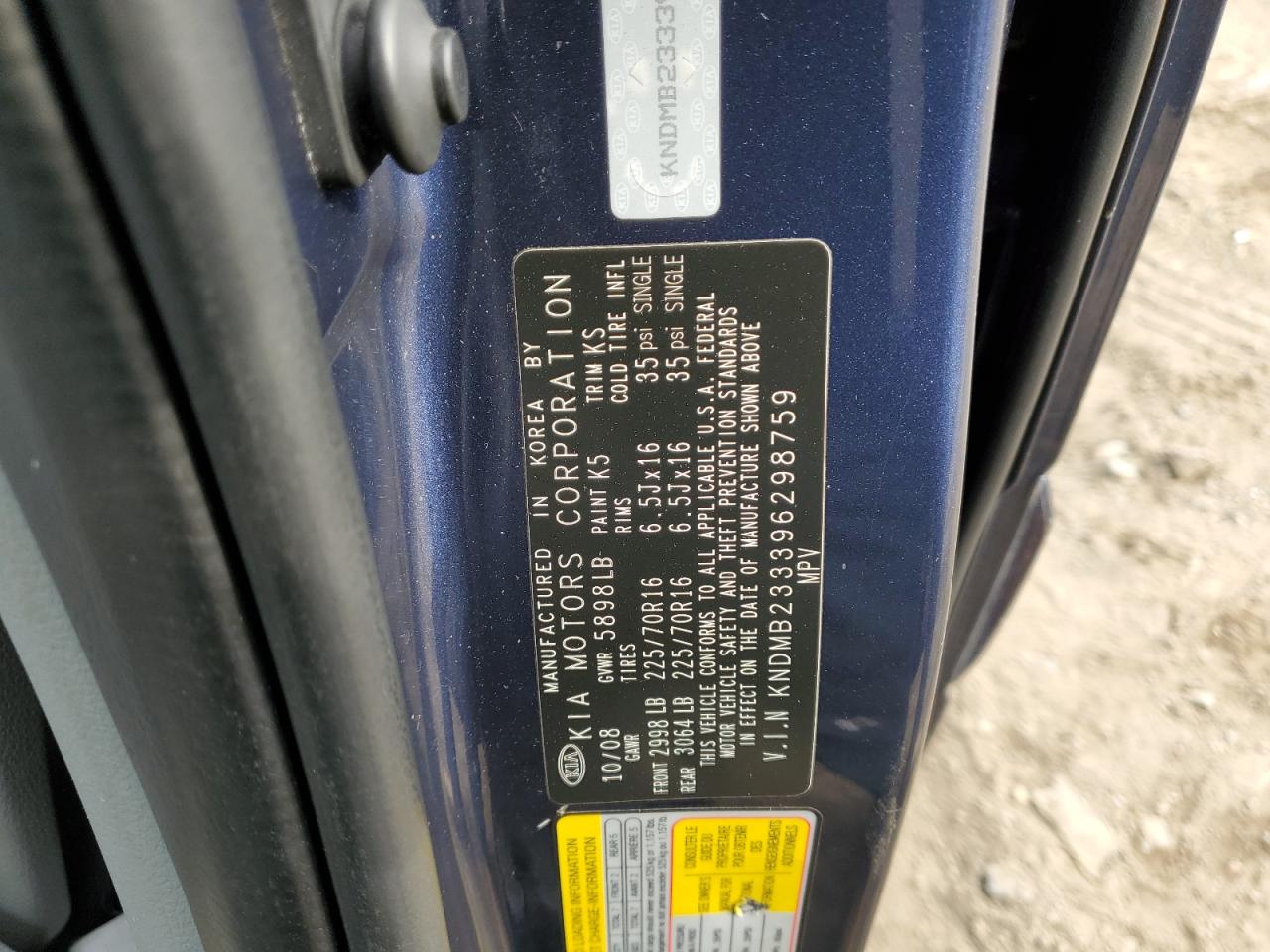 2009 Kia Sedona - Image 15