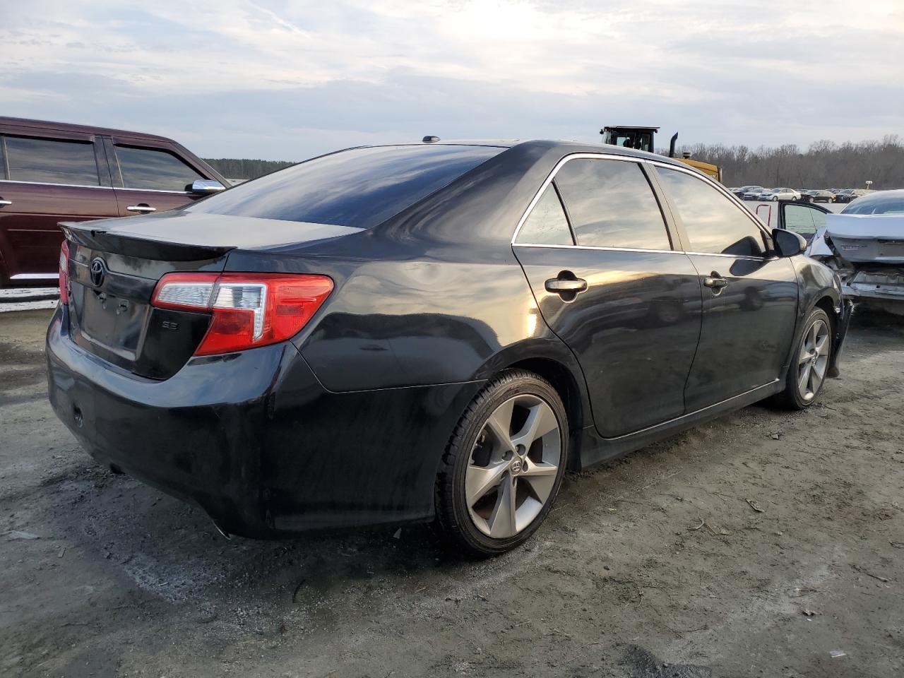 2012 Toyota Camry - Image 3