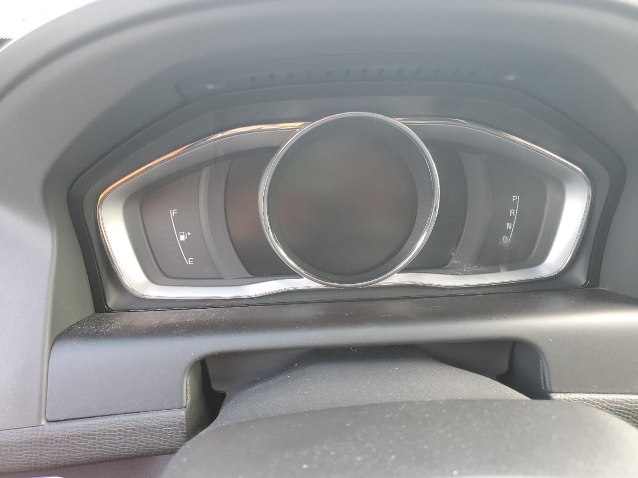2015 Volvo XC60 - Image 9