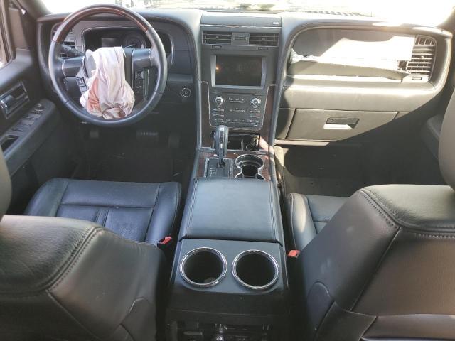  LINCOLN NAVIGATOR 2017 Srebrny
