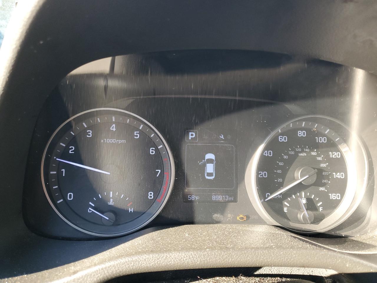 2018 Hyundai Elantra - Image 9