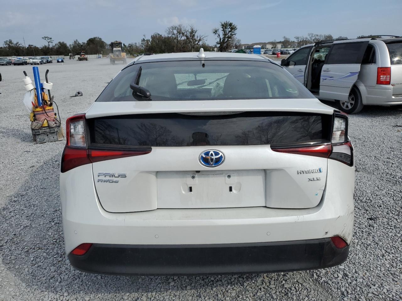 2022 Toyota Prius - Image 6
