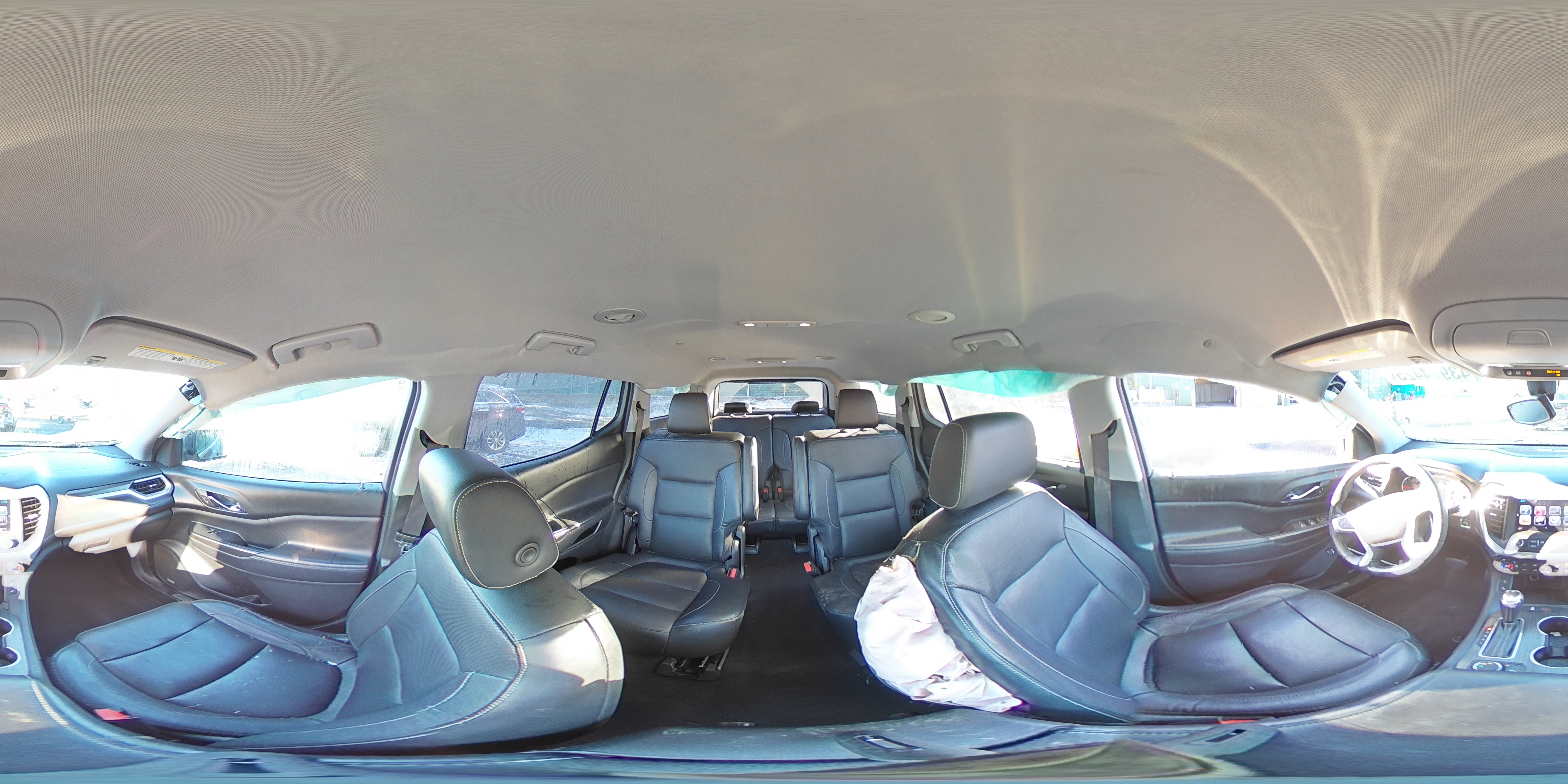 2017 GMC Acadia - Image 13
