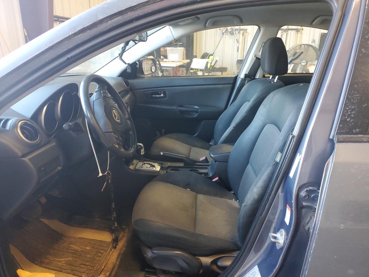 2009 Mazda 3 - Image 7