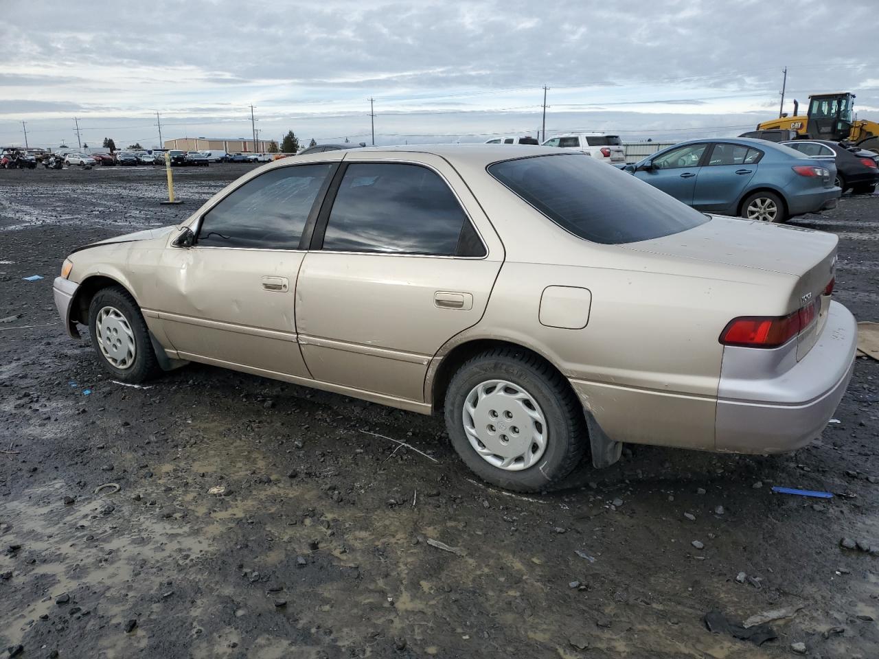 1998 Toyota Camry - Image 2