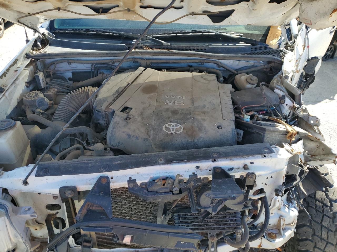 2012 Toyota Tacoma - Image 11