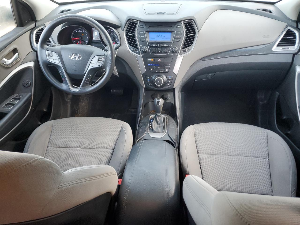 2015 Hyundai Santa Fe - Image 8