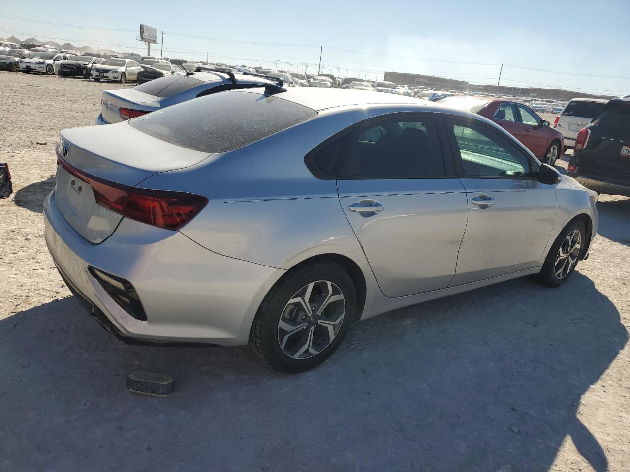 2021 Kia Forte - Image 3