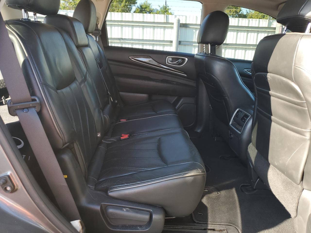 2015 Infiniti QX60 - Image 11
