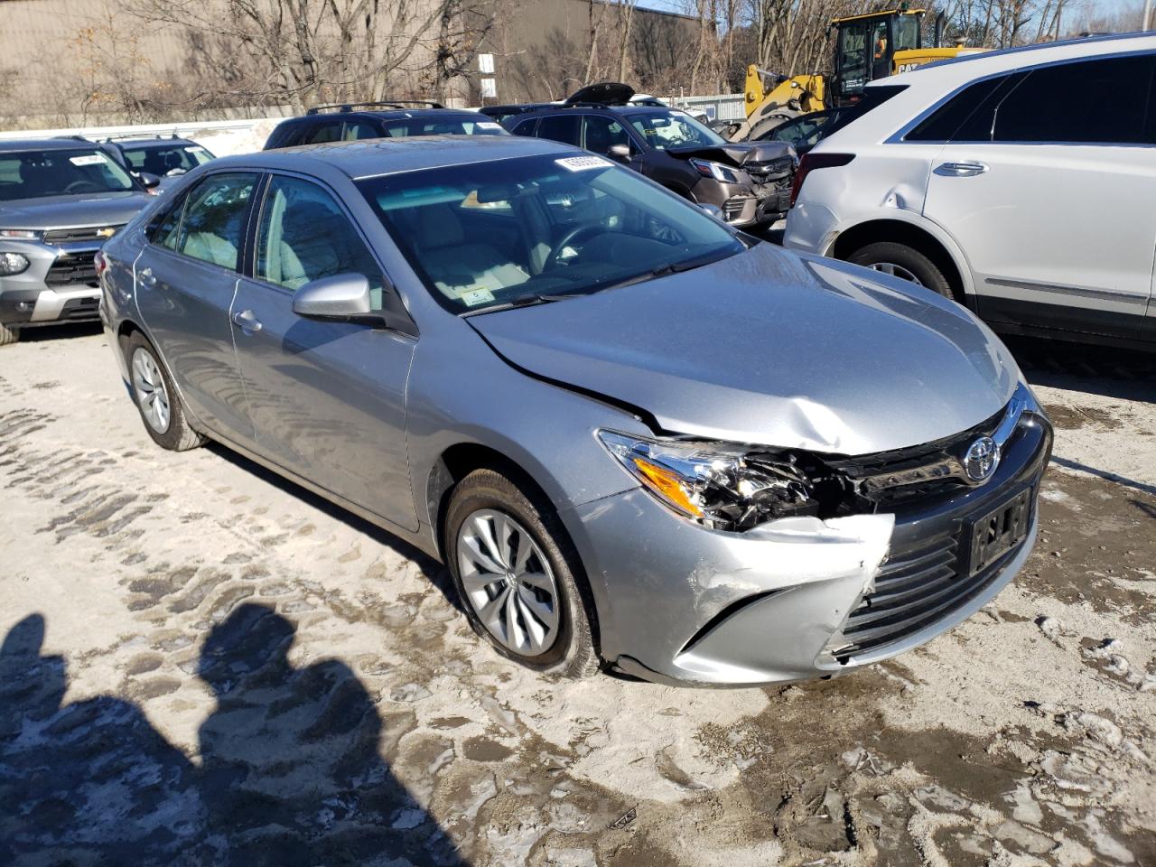 2016 Toyota Camry - Image 4