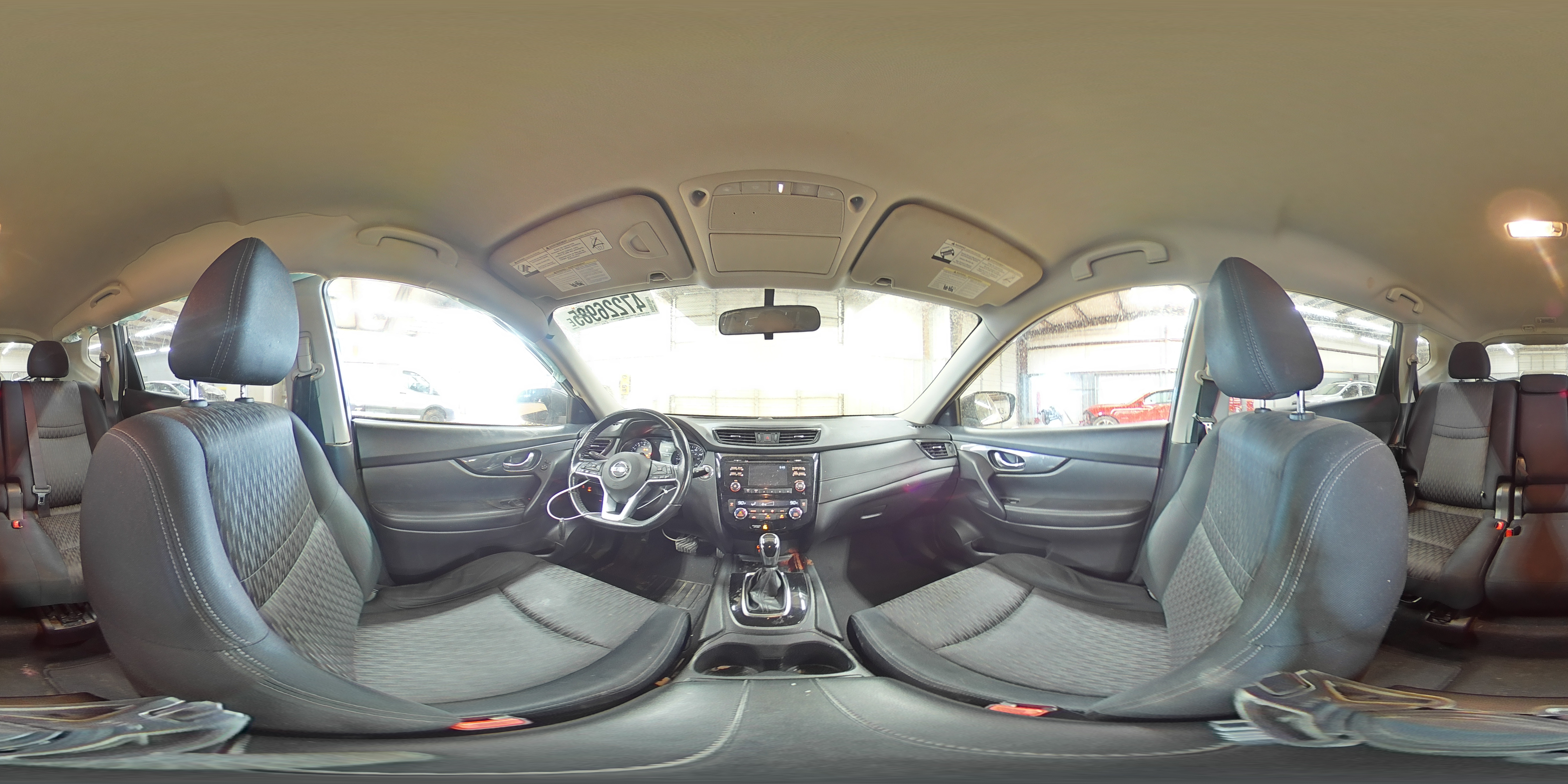 2017 Nissan Rogue - Image 13