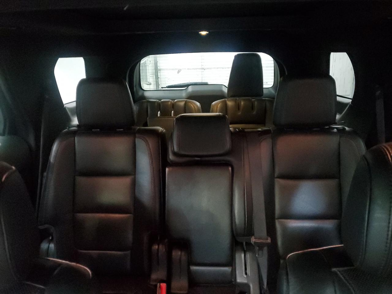 2013 Ford Explorer - Image 10
