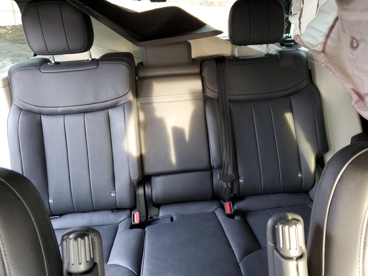 2023 Land Rover Range Rover - Image 10