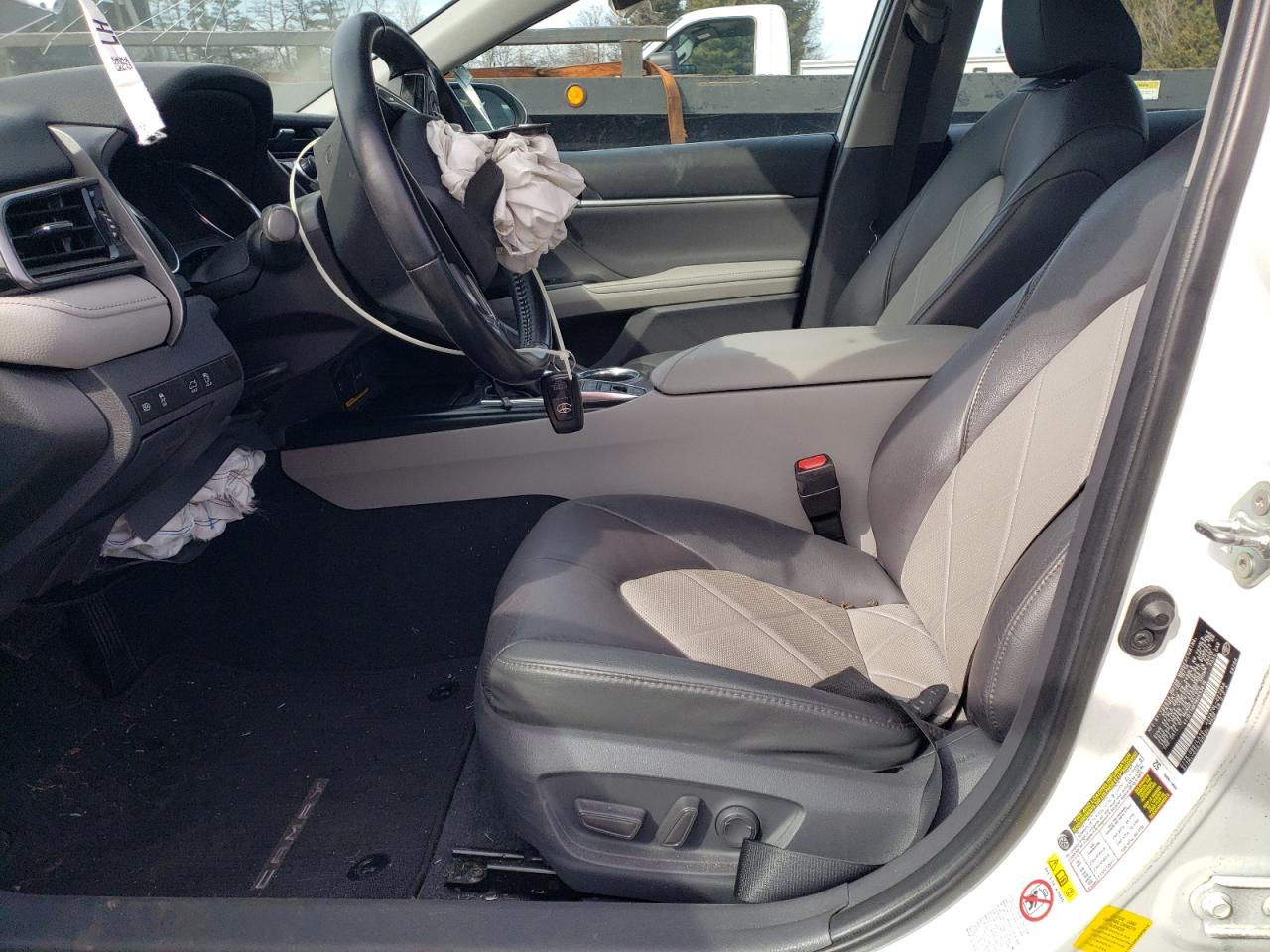2019 Toyota Camry - Image 7