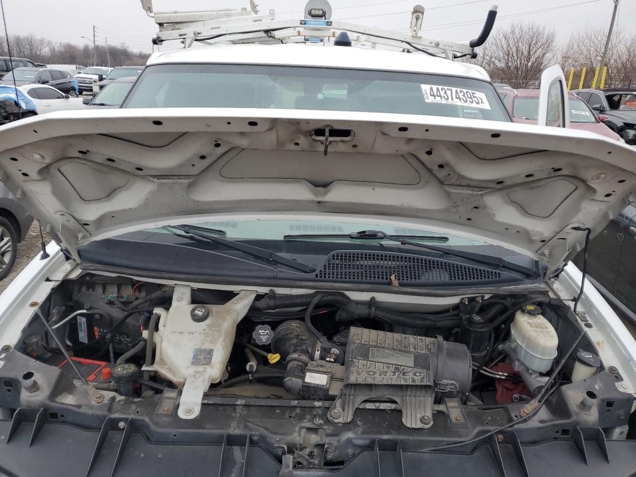 2012 Chevrolet Express - Image 12