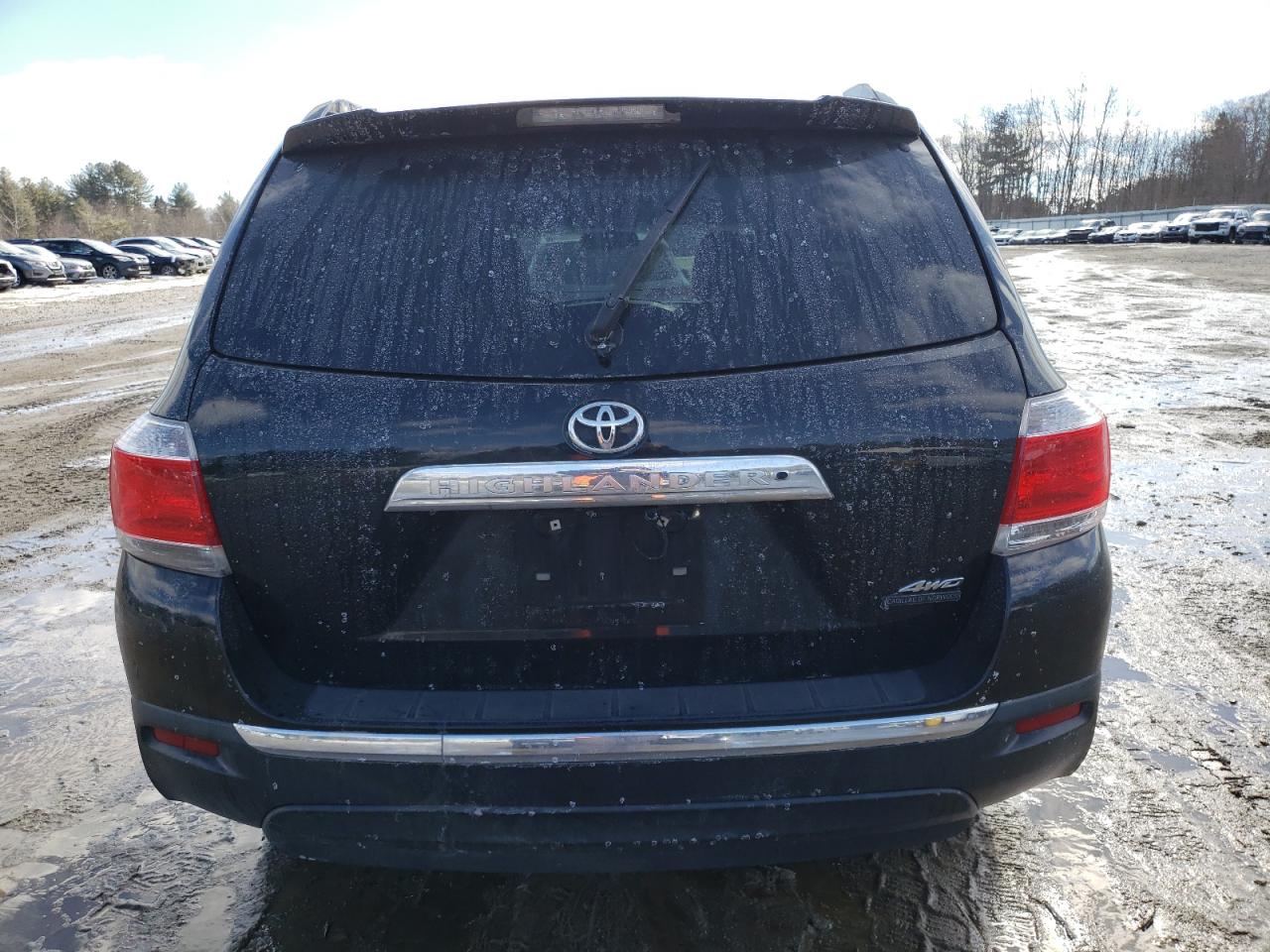 2013 Toyota Highlander - Image 6