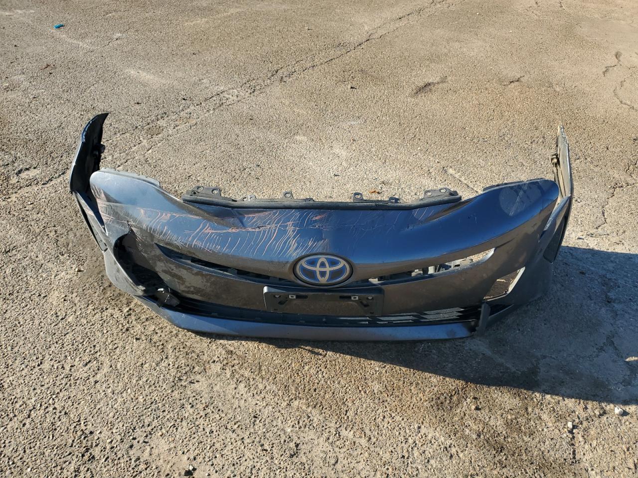 2018 Toyota Prius - Image 12