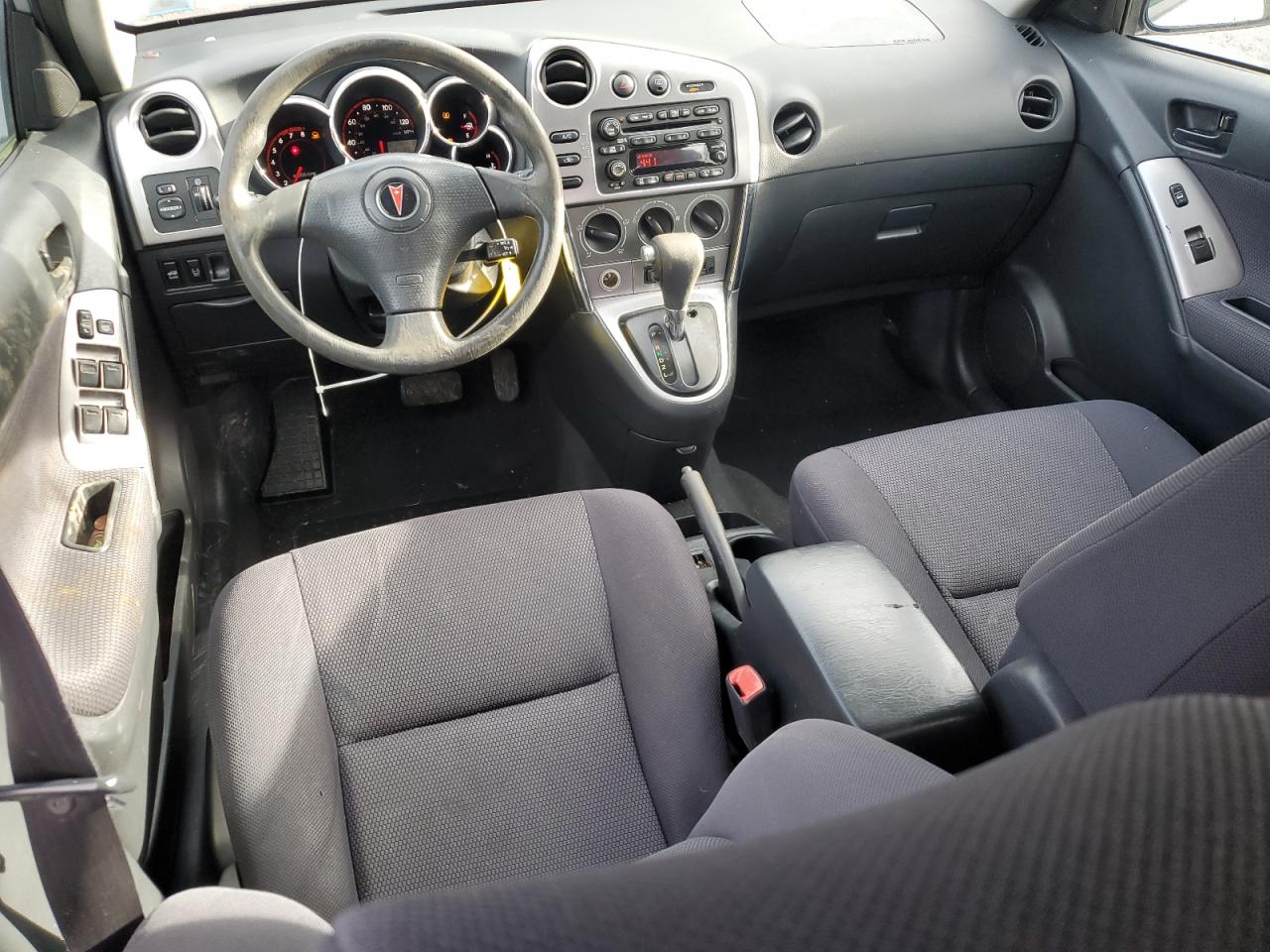 2006 Pontiac Vibe - Image 8