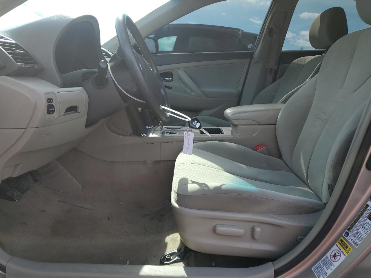 2009 Toyota Camry - Image 7