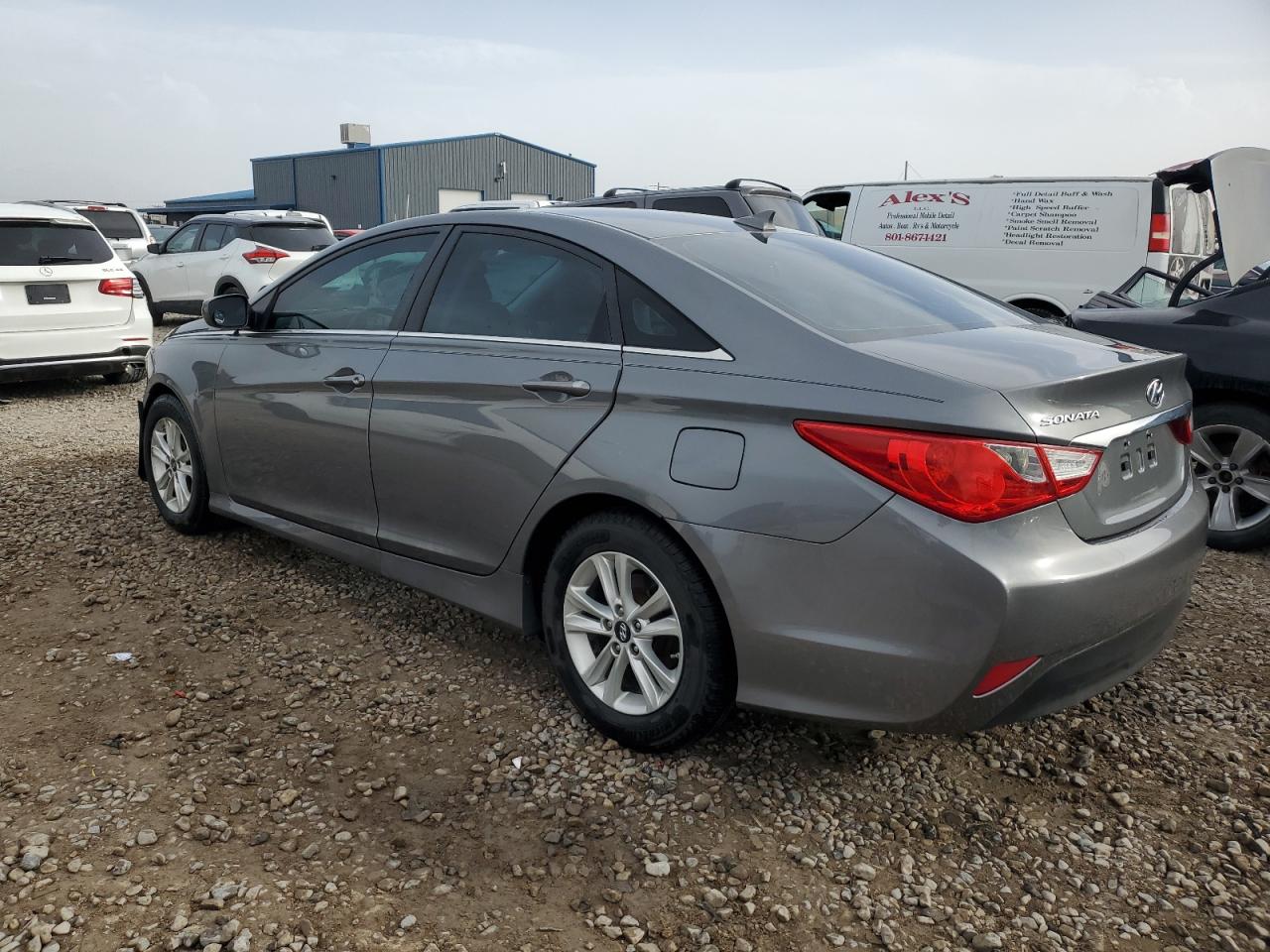2014 Hyundai Sonata - Image 2