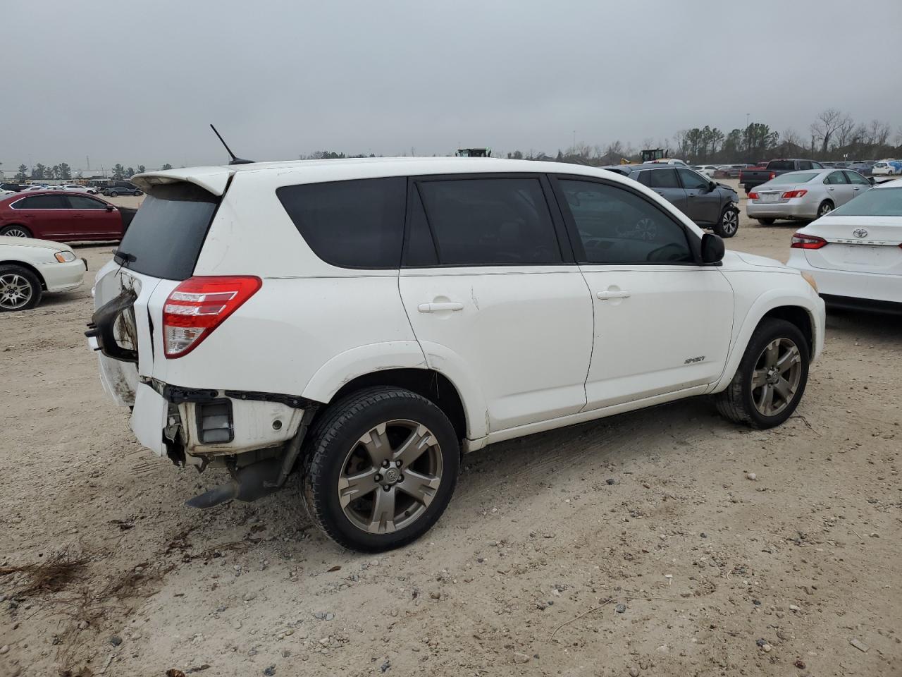 2012 Toyota RAV 4 - Image 3