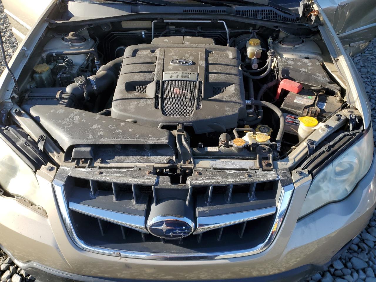 2008 Subaru Outback - Image 12