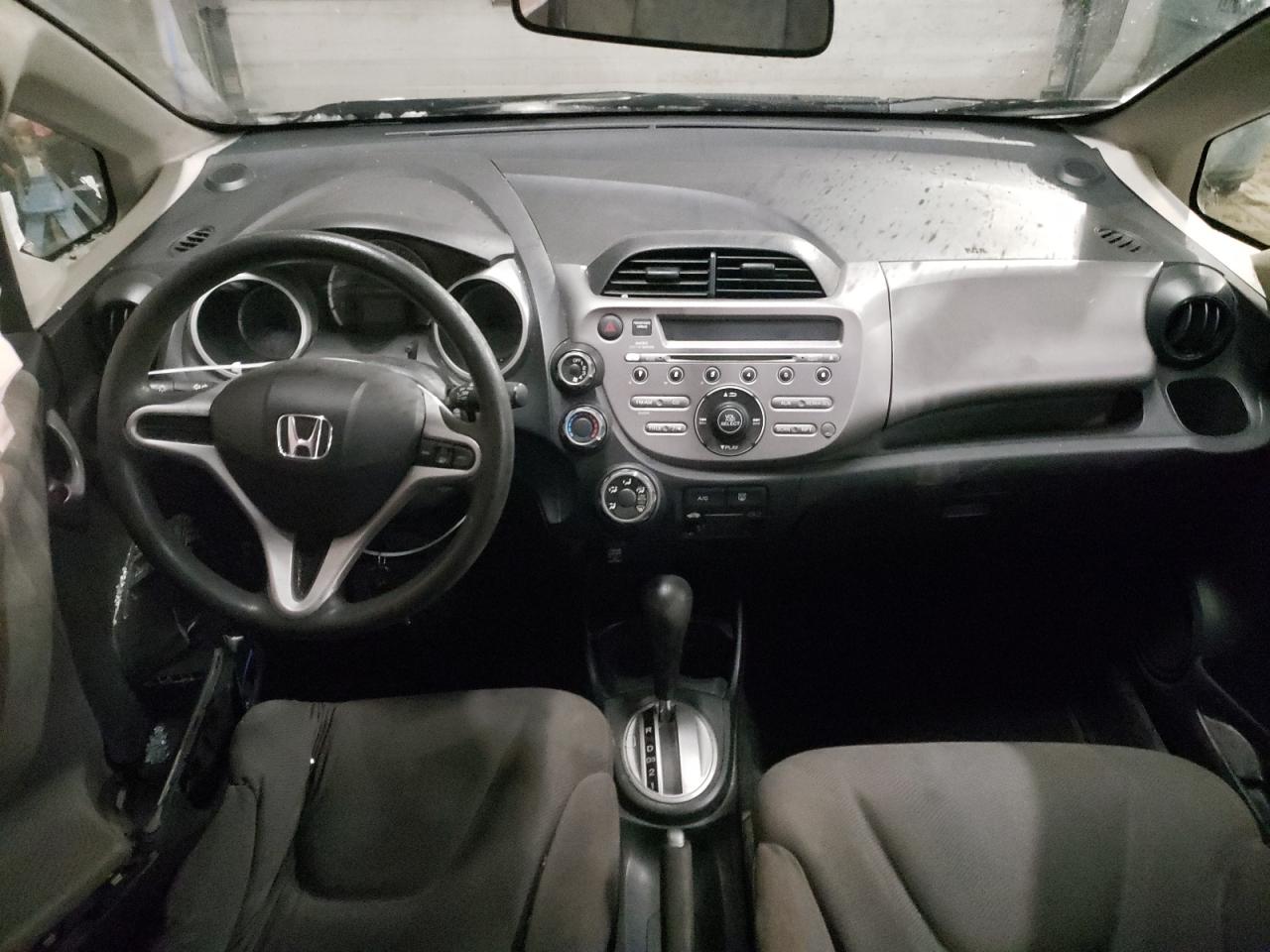 2013 Honda Fit - Image 8