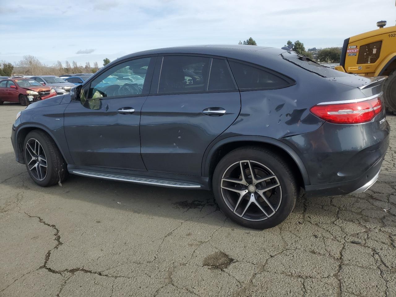 2016 Mercedes-Benz GLE - Image 2