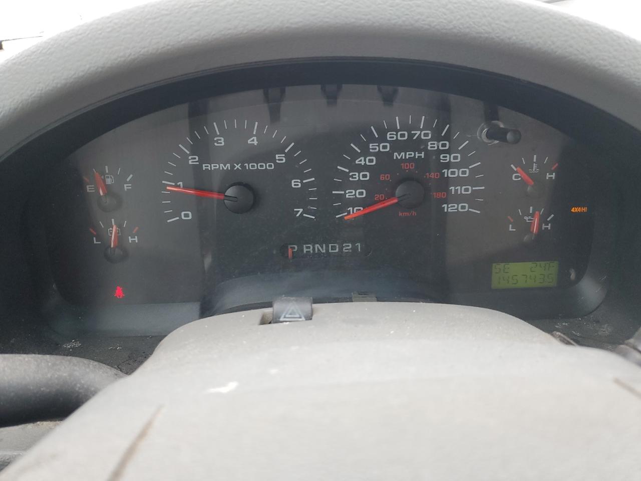 2005 Ford F-150 - Image 9