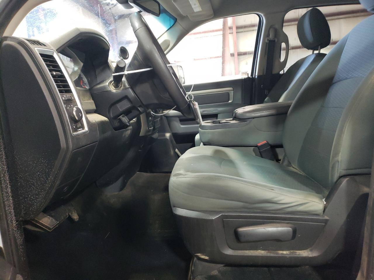 2014 RAM 1500 - Image 7