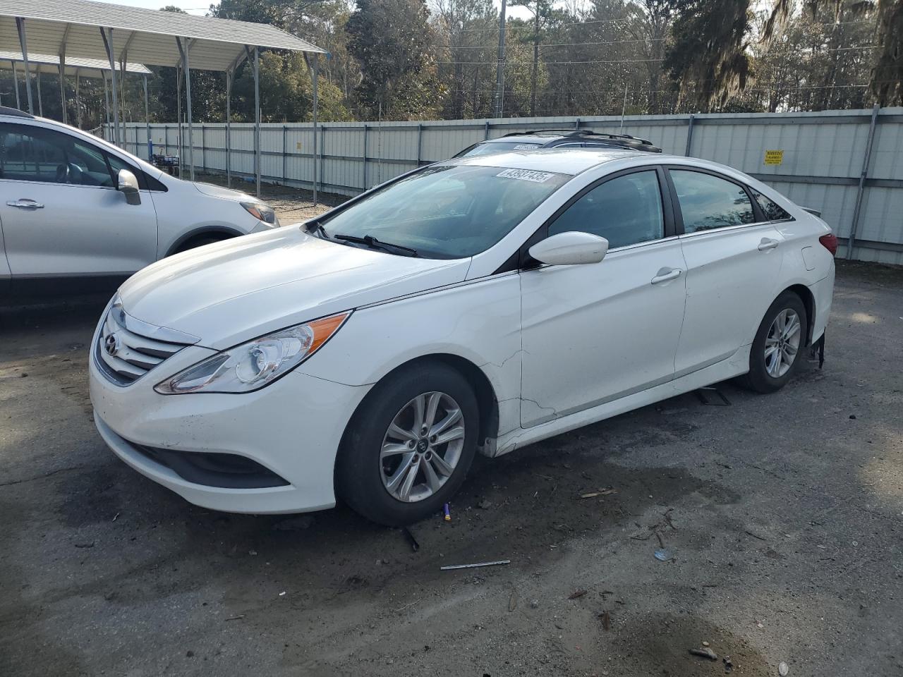 2014 Hyundai Sonata - Image 1