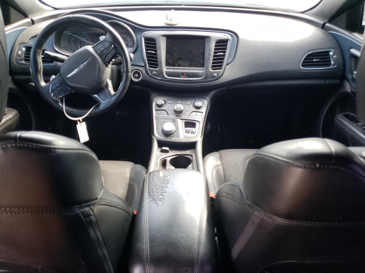 2015 Chrysler 200 - Image 8