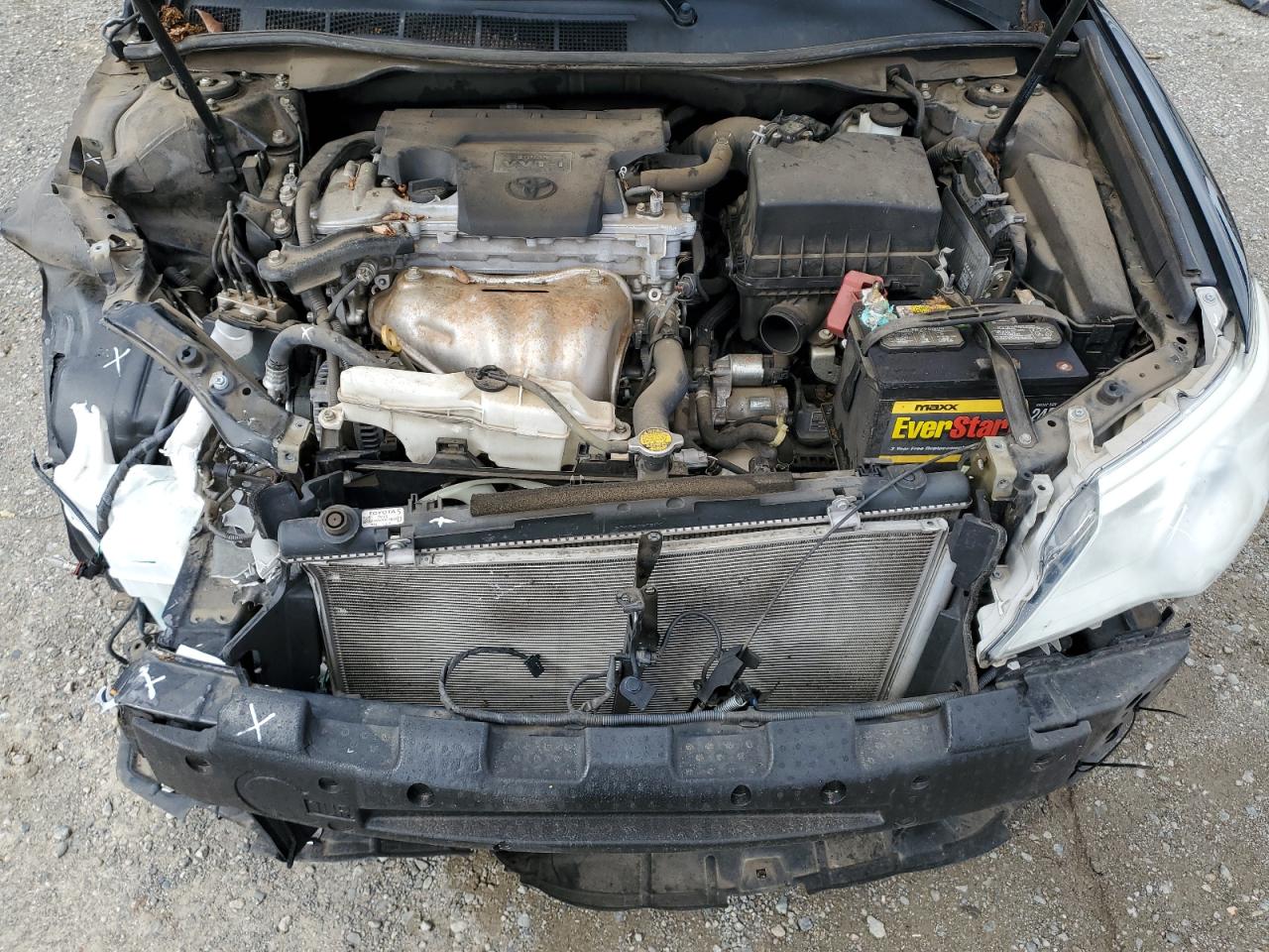 2014 Toyota Camry - Image 11