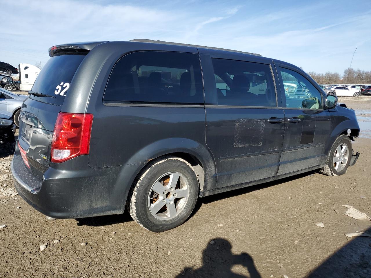 2012 Dodge Caravan - Image 3
