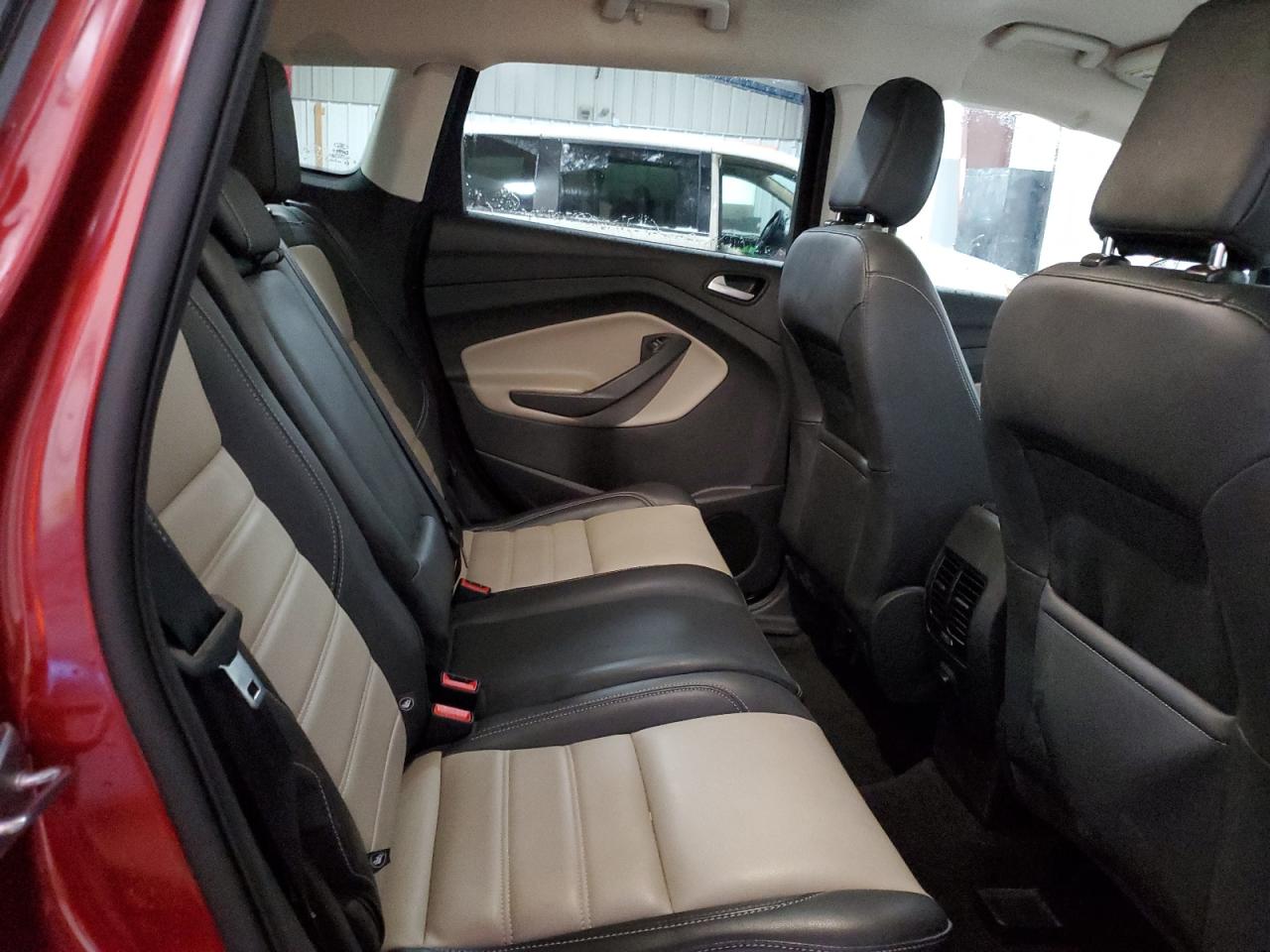 2019 Ford Escape - Image 11