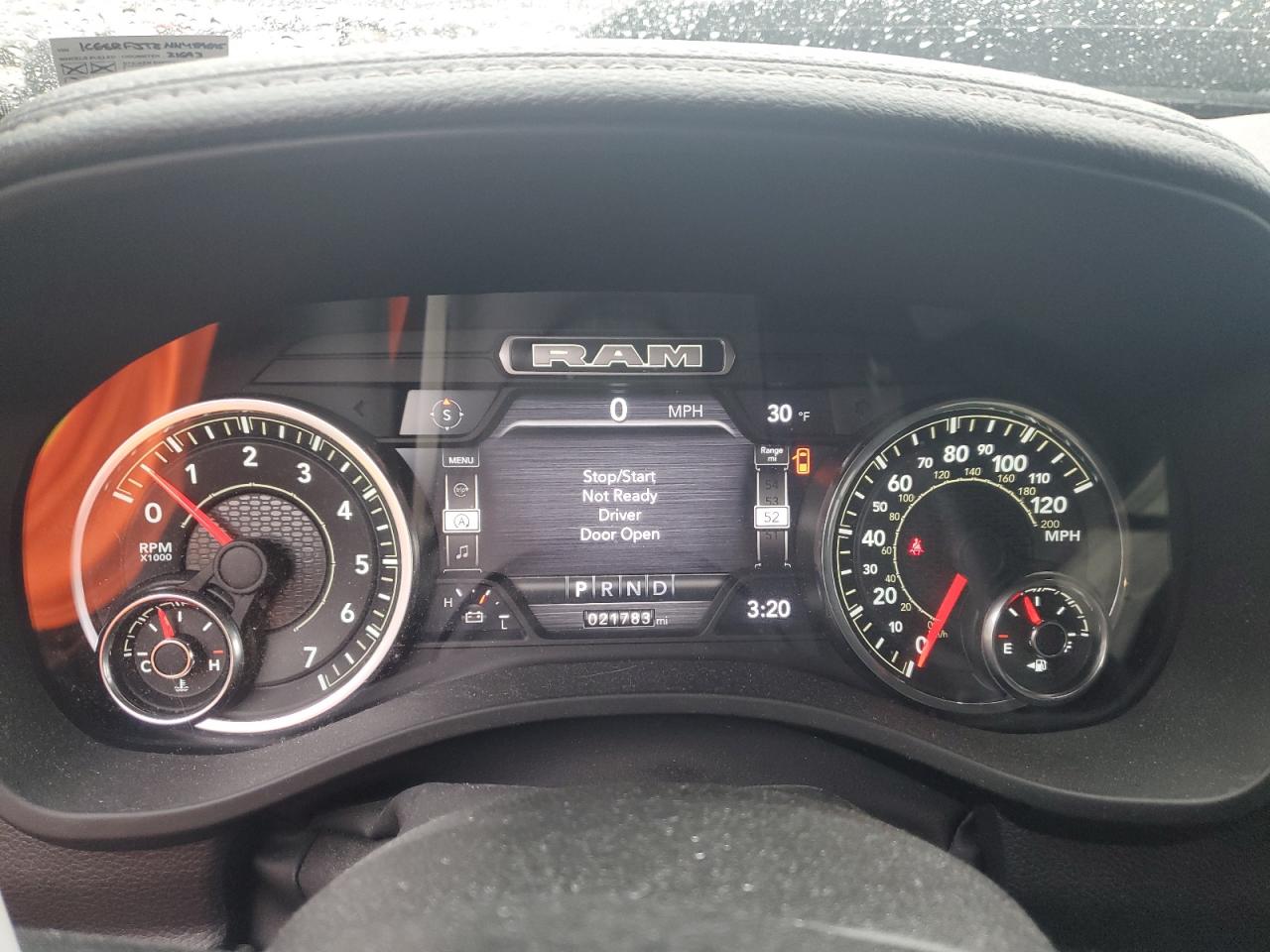 2022 RAM 1500 - Image 9