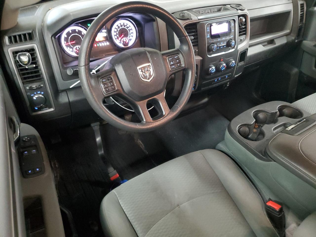 2020 RAM 1500 - Image 8