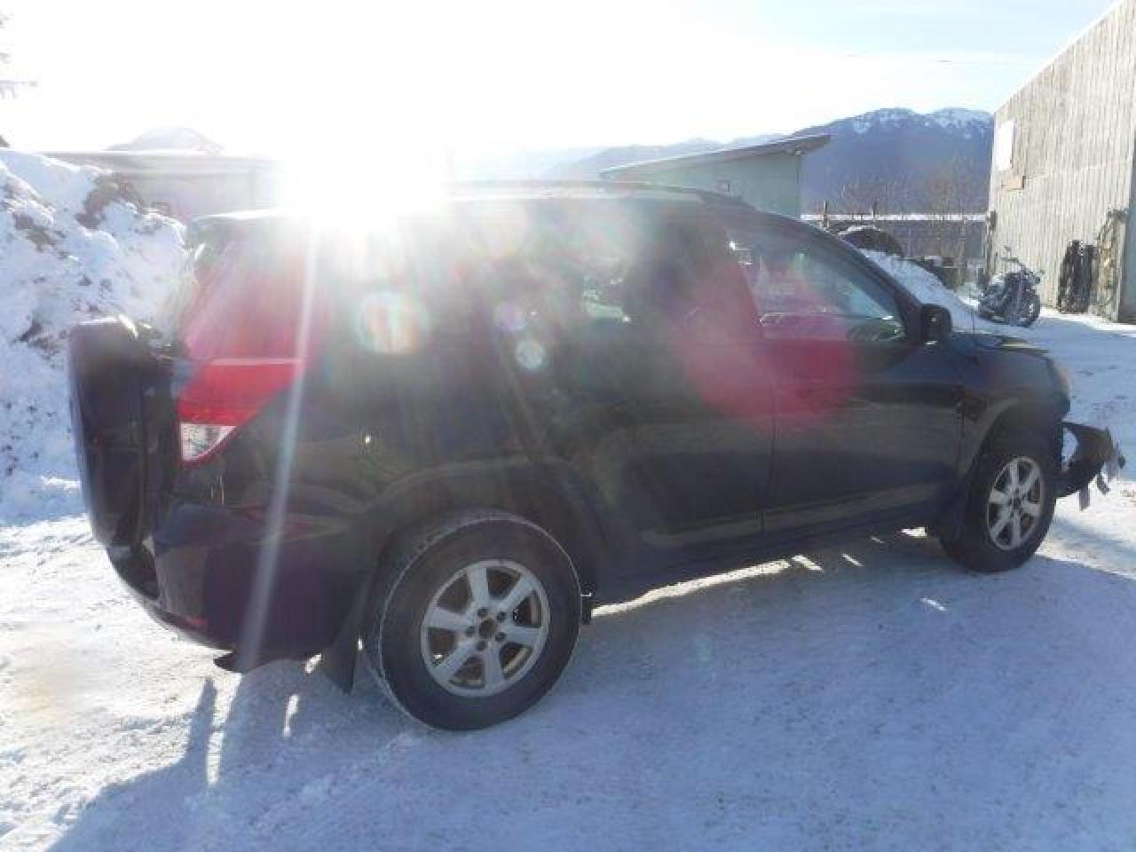 2007 Toyota RAV 4 - Image 3