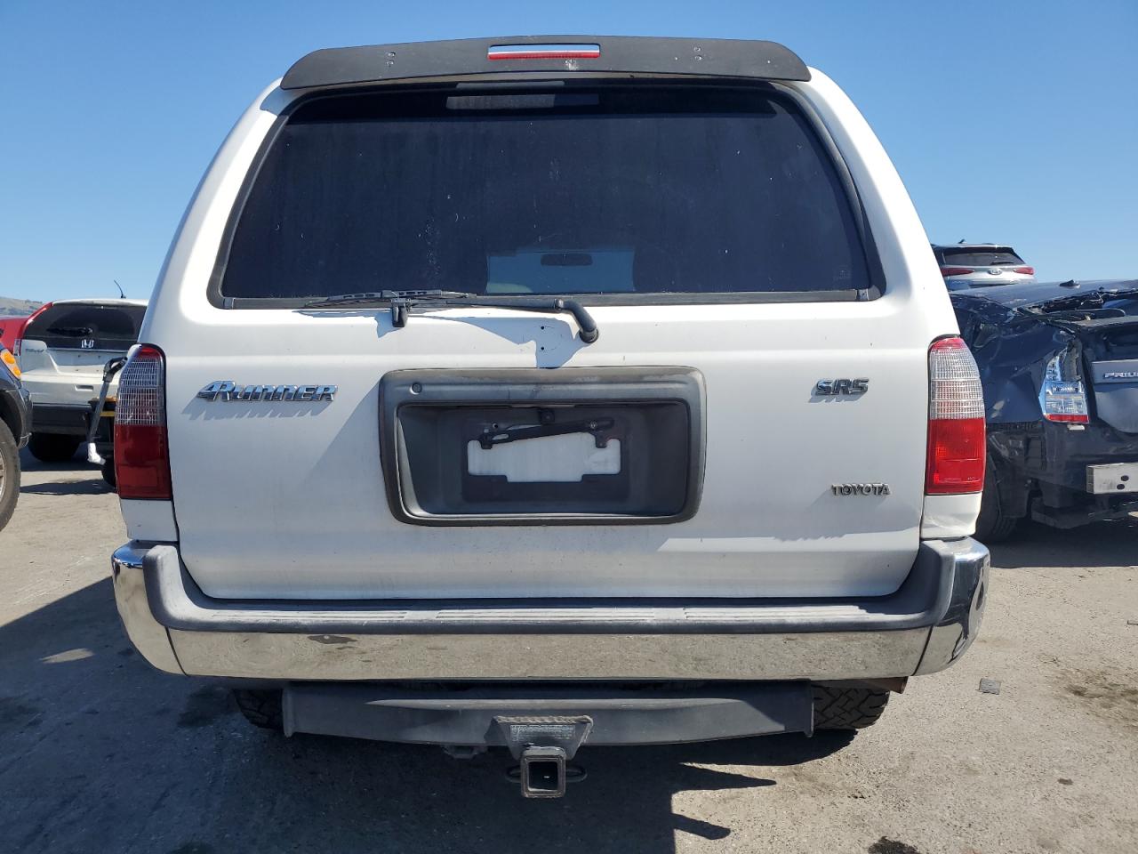 2000 Toyota 4Runner - Image 6