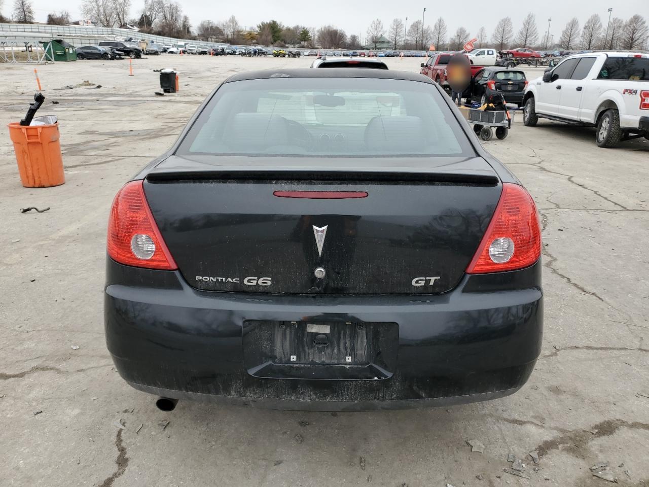 2009 Pontiac G6 - Image 6