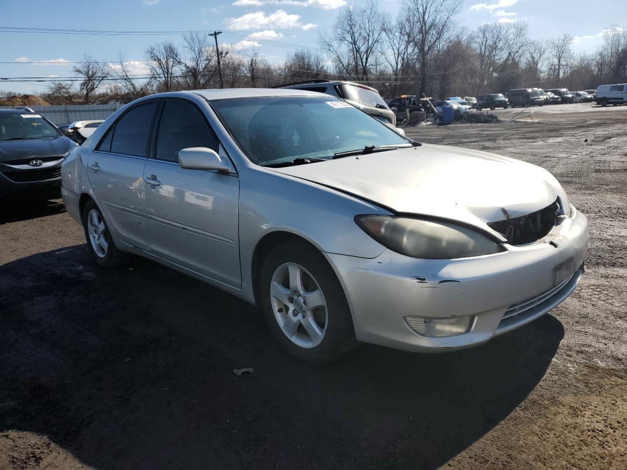 2005 Toyota Camry - Image 4