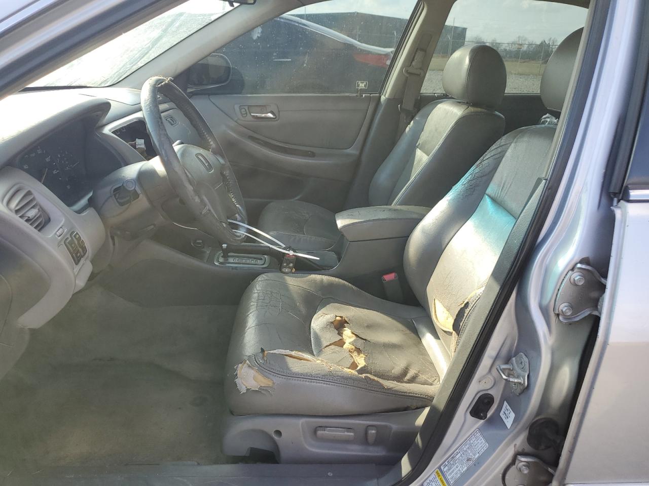 2002 Honda Accord - Image 7