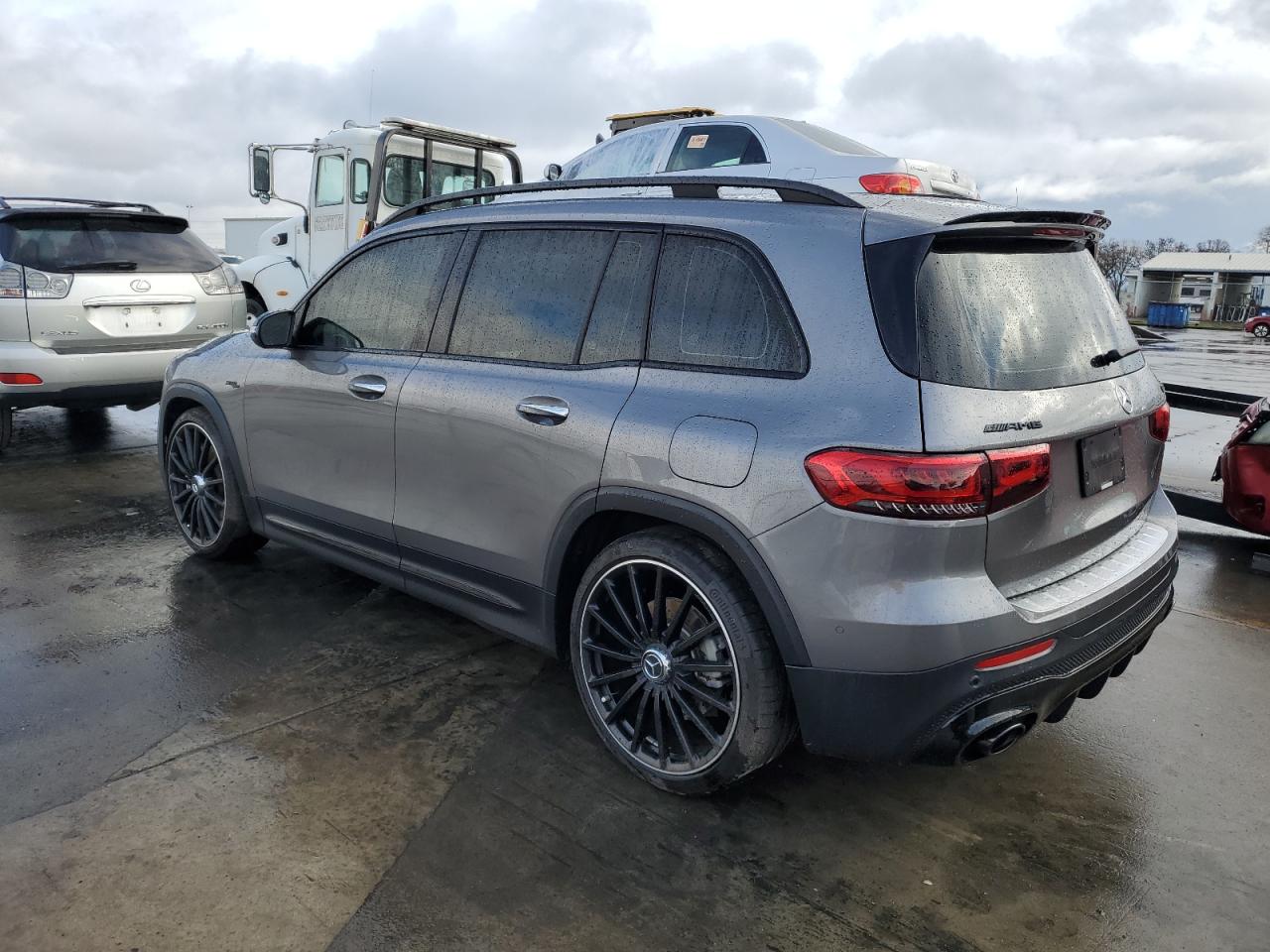 2023 Mercedes-Benz GLB - Image 2
