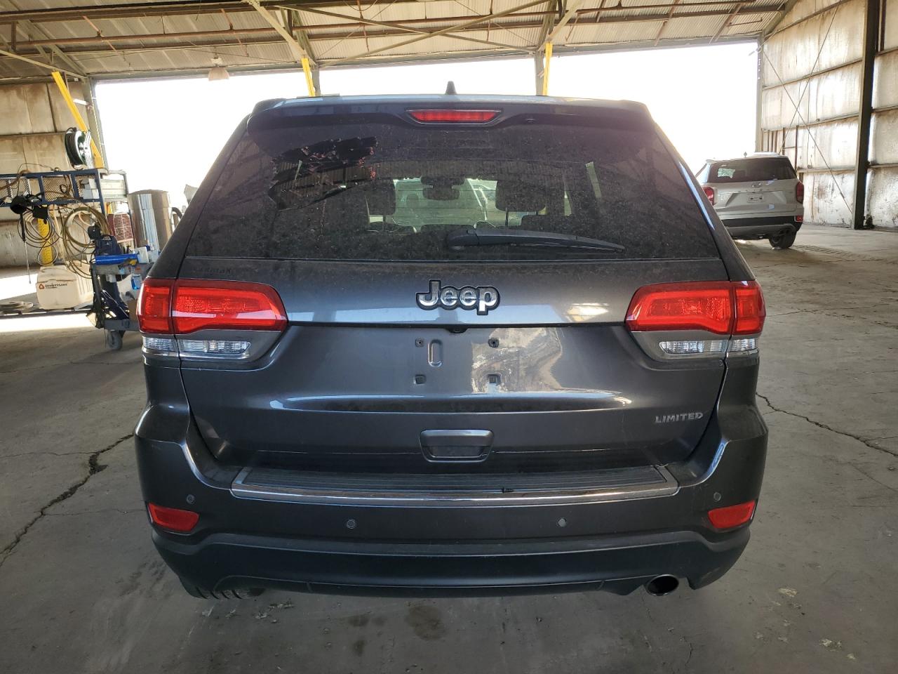 2019 Jeep Grand Cherokee - Image 6