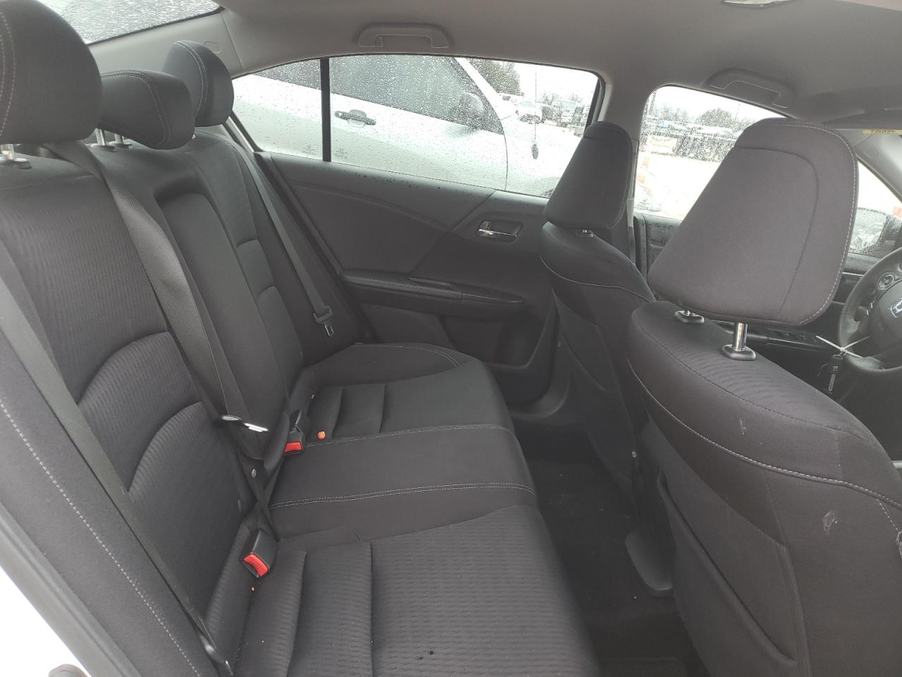 2015 Honda Accord - Image 10