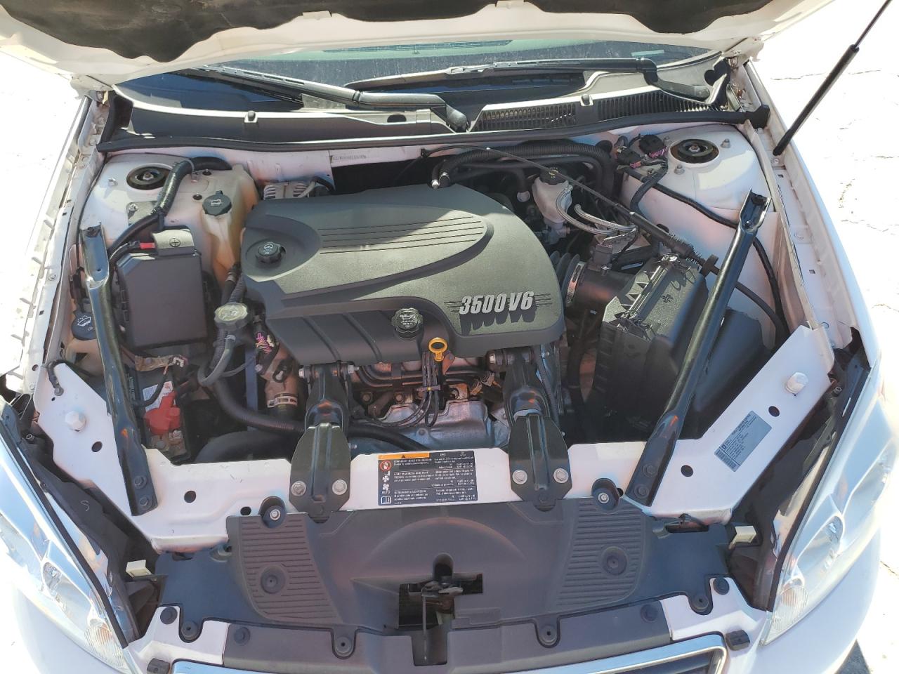 2011 Chevrolet Impala - Image 11