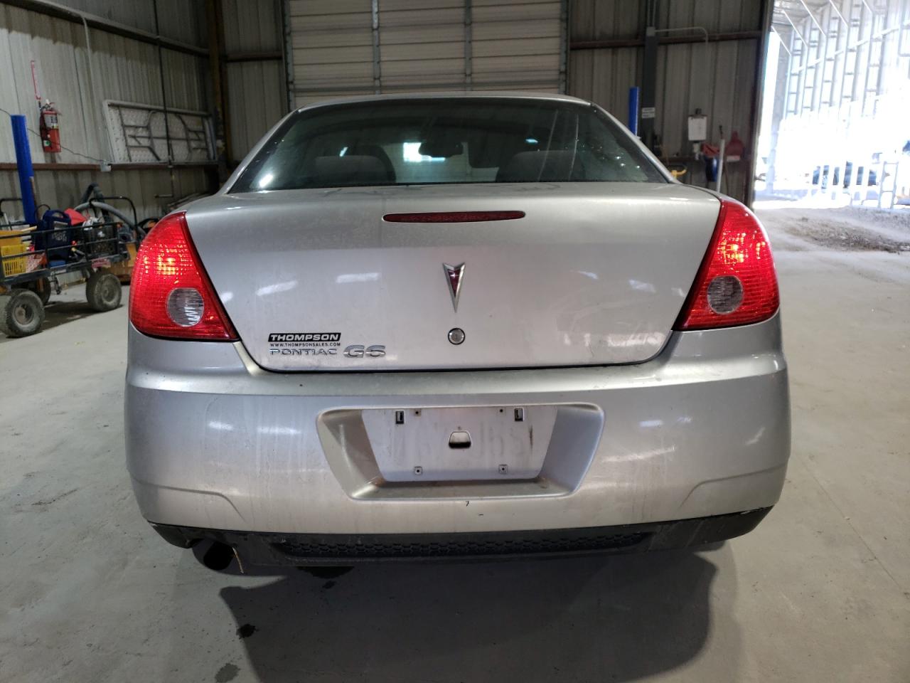 2010 Pontiac G6 - Image 6